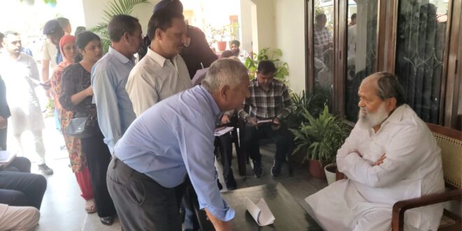 दुबई में नौकरी का झांसा देकर भेजा युवक फंसा, अनिल विज ने पुलिस को कार्रवाई के निर्देश दिए