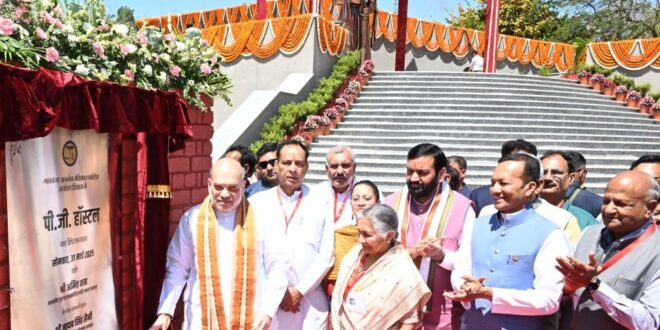 अमित शाह ने अग्रोहा मेडिकल कॉलेज में महाराजा अग्रसेन की भव्य प्रतिमा का लोकार्पण किया