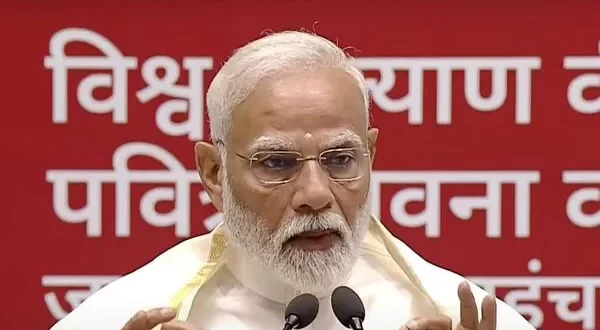 प्रधानमंत्री मोदी ने किया 'नवकार महामंत्र' का जाप