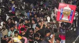 RCB की जीत का जश्न मातम में बदला
