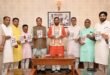 सीएम आवास पर भाजपा की अहम संगठनात्मक बैठक, ‘द इमरजेंसी डायरीज़’ पुस्तक का विधिवत विमोचन