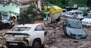 हिमाचल में बादल फटा: मंडी में तबाही, 2 की मौत, 20 गाड़ियां दबीं; चंडीगढ़-मनाली और मंडी-जोगिंदरनगर फोरलेन बंद