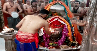 सावन का दूसरा सोमवार: भोलेनाथ के दर्शन को देशभर के मंदिरों में उमड़े श्रद्धालु