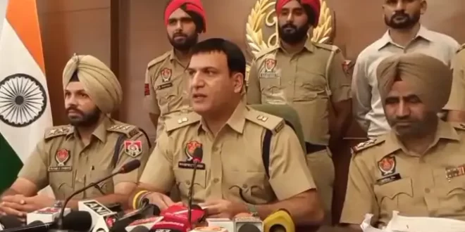 मोहाली में फर्जी जमीन सौदे का बड़ा खुलासा: गैंग के 5 सदस्य गिरफ्तार, ₹32.50 लाख और 5 लग्जरी कारें बरामद