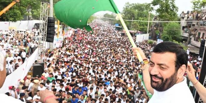 यमुनानगर में 'नशे से जंग' दौड़ को CM सैनी ने दिखाई हरी झंडी, बोले- नशामुक्त युवा ही विकसित भारत की ताकत