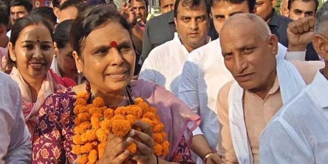 पानीपत में गुर्जर समाज ने भाजपा प्रदेश अध्यक्ष डॉ. अर्चना गुप्ता का किया सम्मान, बोलीं- सभी समाजों की एकजुटता ही राष्ट्र की सबसे बड़ी पूंजी