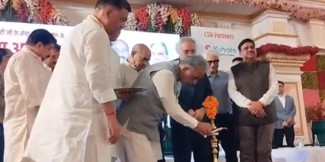 फरीदाबाद में दिव्यांगजनों को मिली ई-स्कूटी