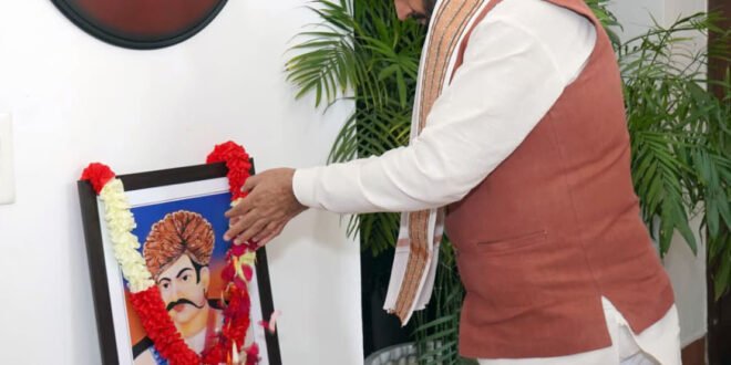 हरियाणा वीर एवं शहीदी दिवस पर मुख्यमंत्री ने शहीद राव तुलाराम को किए श्रद्धा सुमन अर्पित