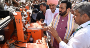 कपास उत्पादन और फसल विविधीकरण पर जोर